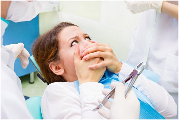 <strong><u>How to Overcome Anxiety When You Visit Your Dentist?</u></strong> 1