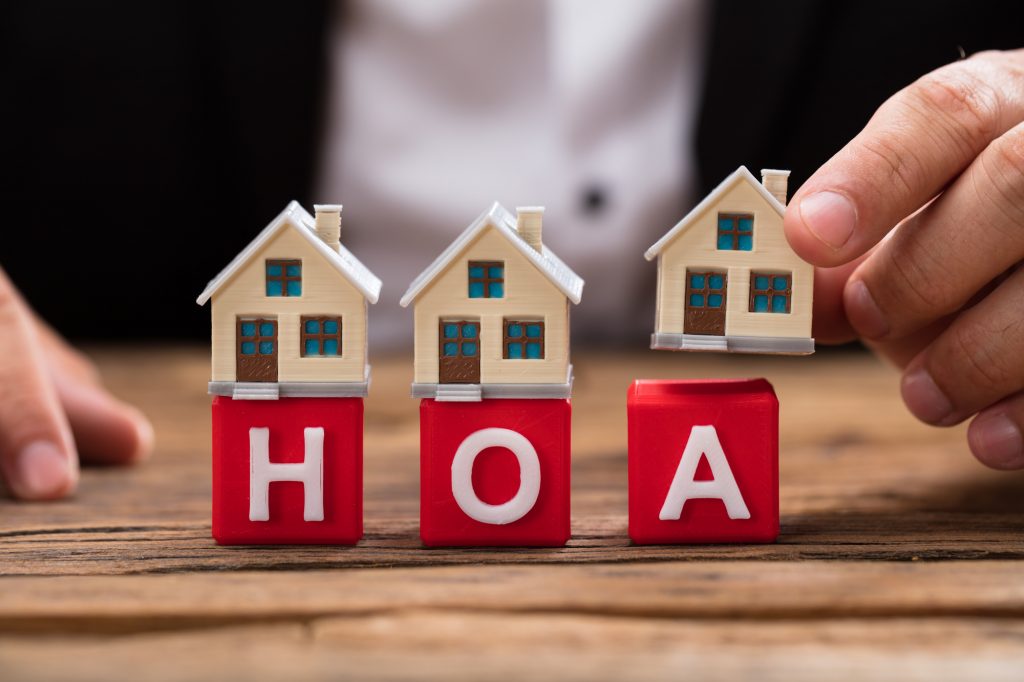 5 Reasons To Hire a HOA Management Company 1