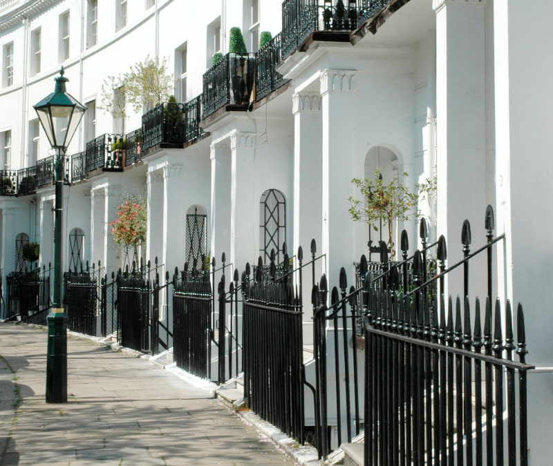 London Property Finders: Exclusive Real Estate Services 6